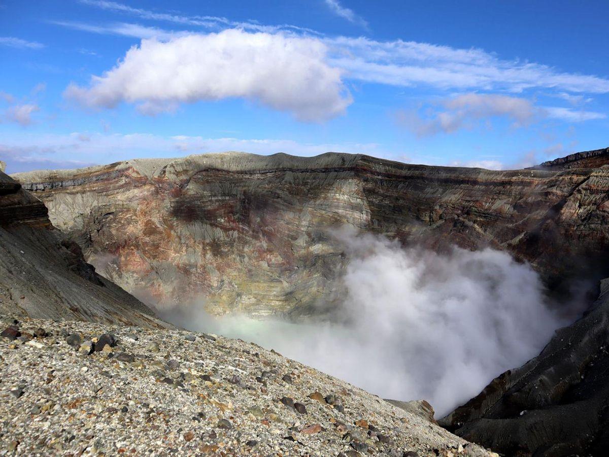 阿蘇中岳火口の画像
