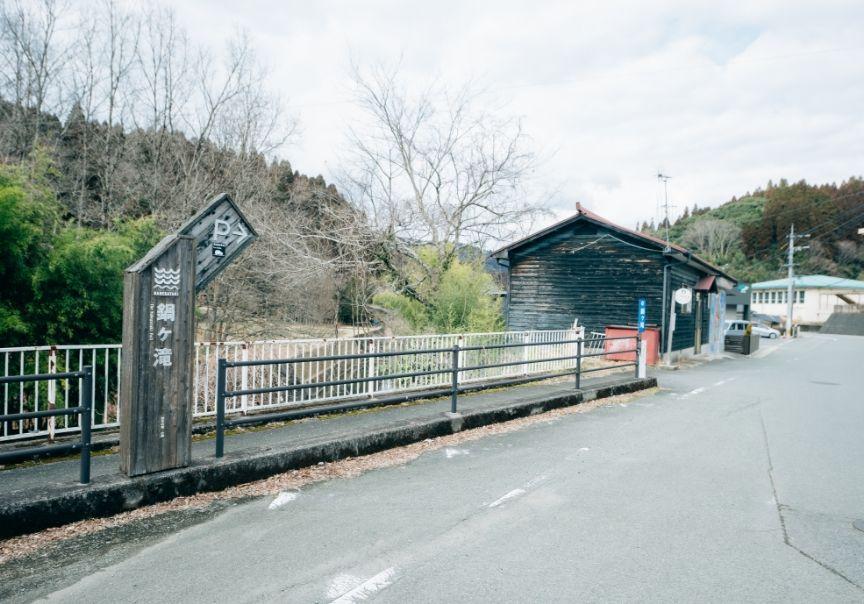 画像:駐車場への看板
