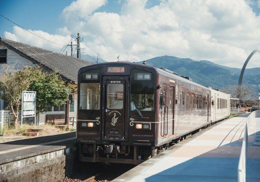 写真：停車している電車