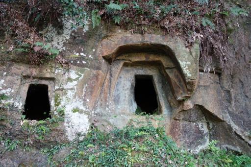 画像：石貫ナギノ横穴群