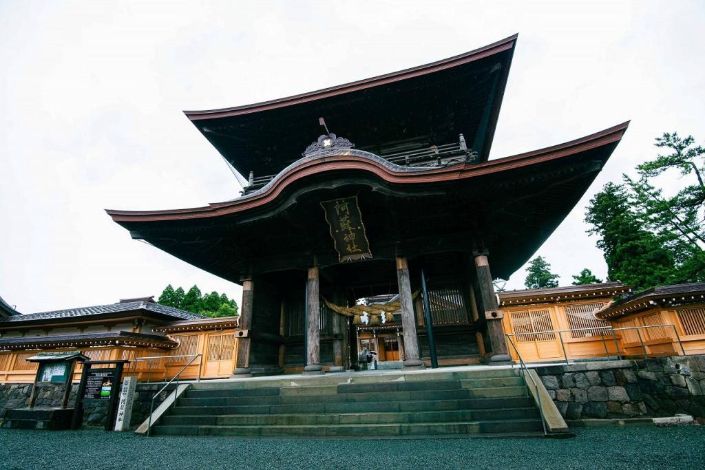写真：阿蘇神社