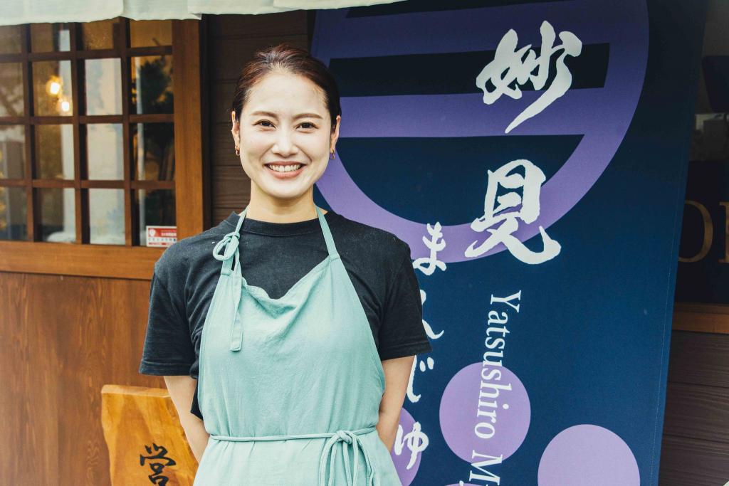 写真：店主の長谷川さん