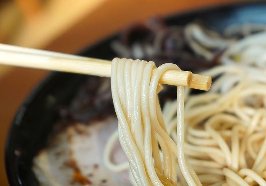 写真：麺は自家製の細い麺です