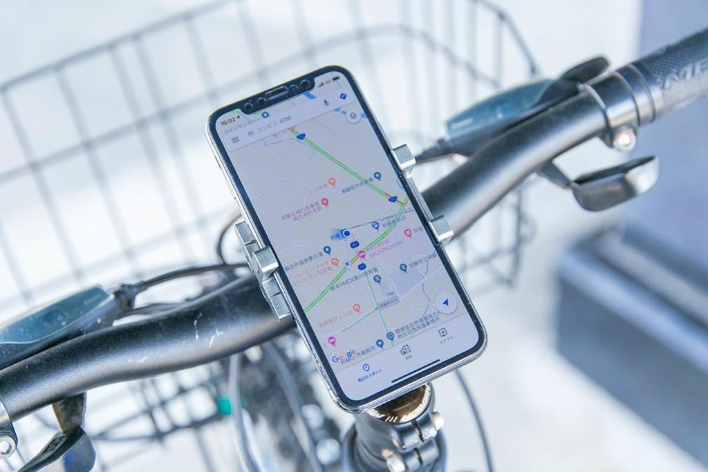 スマホを自転車にセットした様子の画像