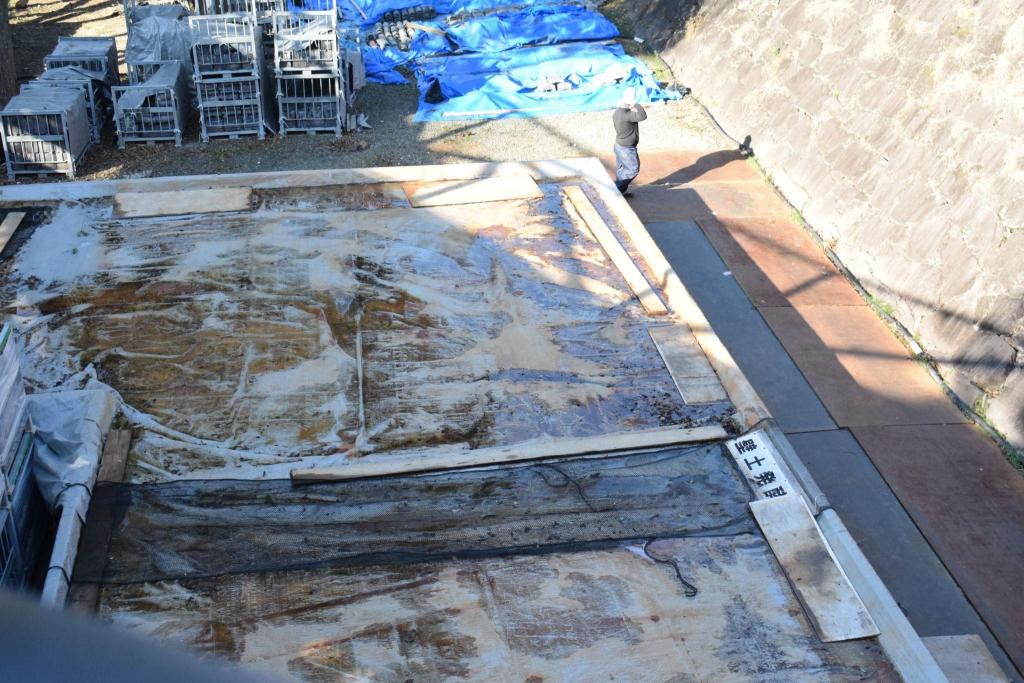 写真:壁土の発酵する様子も見ることができます