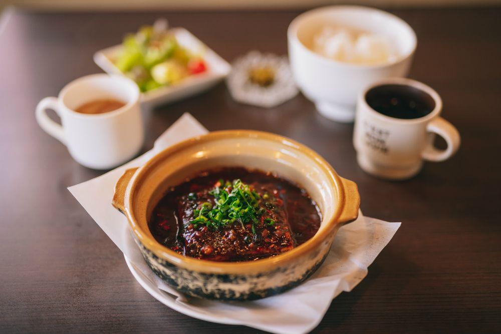 土鍋麻婆豆腐定食の写真