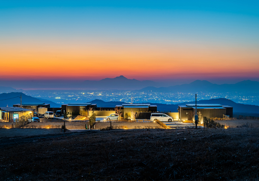 画像：キャンプ場から見える夕日