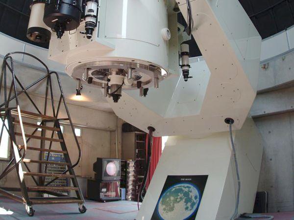 南阿蘇ルナ天文台の内部画像