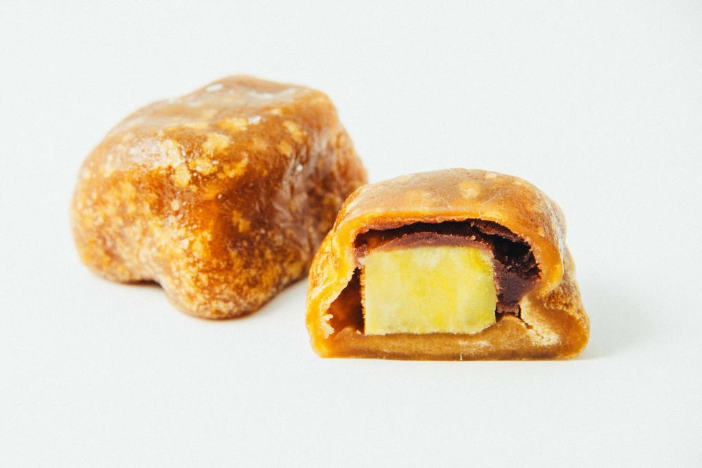 写真：記事に黒砂糖を使用した団子