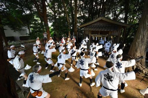画像：菊池川流域の雨乞い習俗 （踊り、太鼓、仏像洗い）