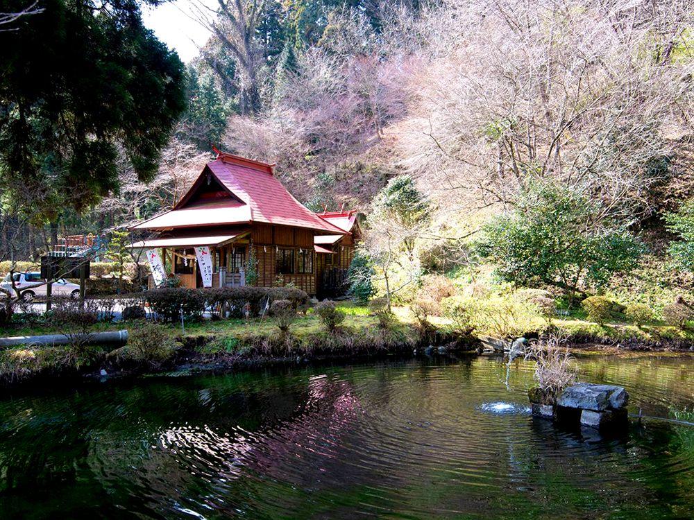 産神社