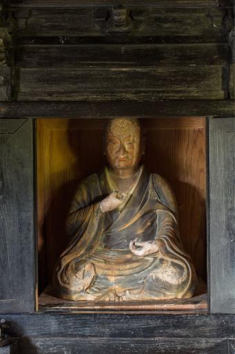 画像：槻木大師堂の弘法大師像