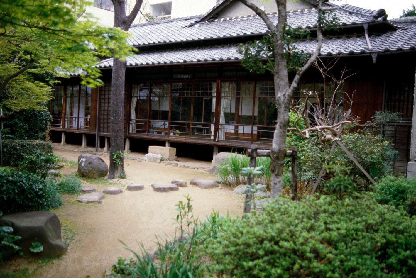 夏目漱石内坪井旧居の画像