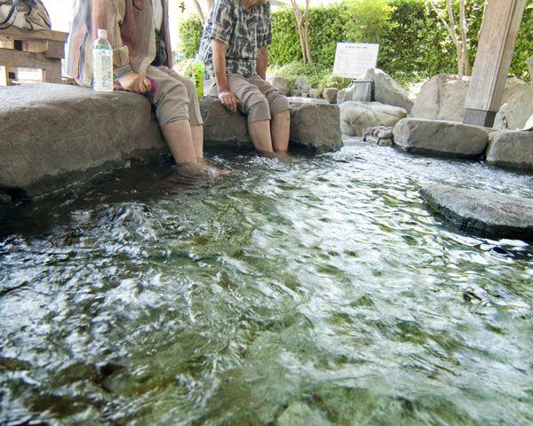 山鹿温泉の足湯の画像