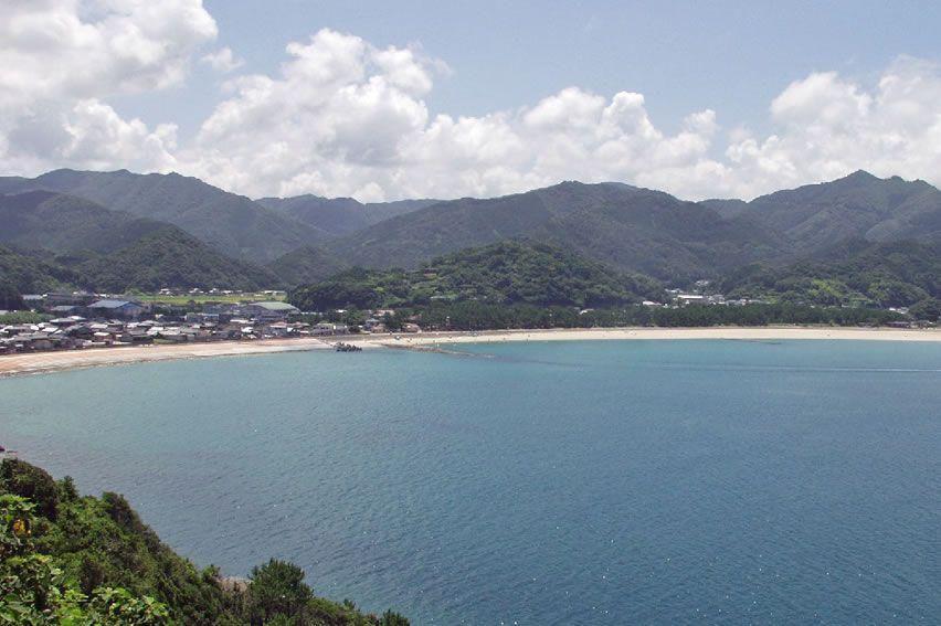 写真:白鶴浜海水浴場