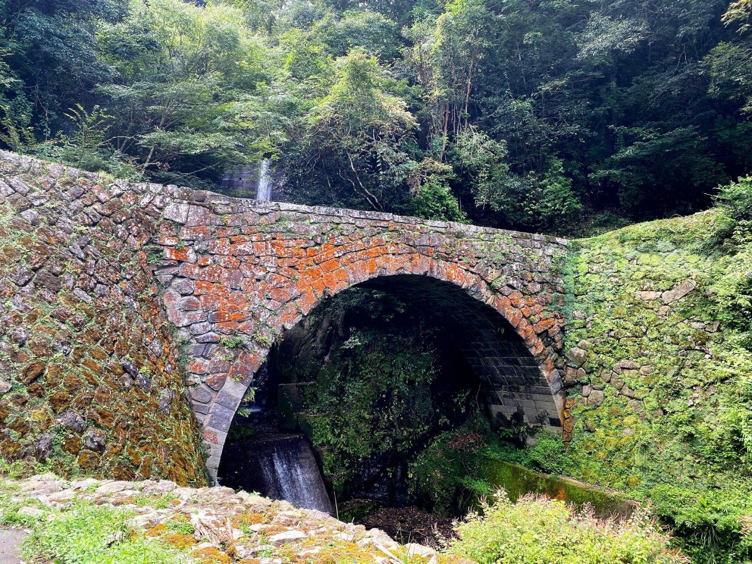 雄亀滝橋の画像