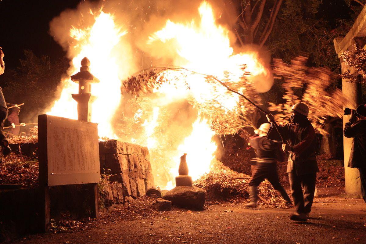 画像:近津鹿島神社火の神祭り
