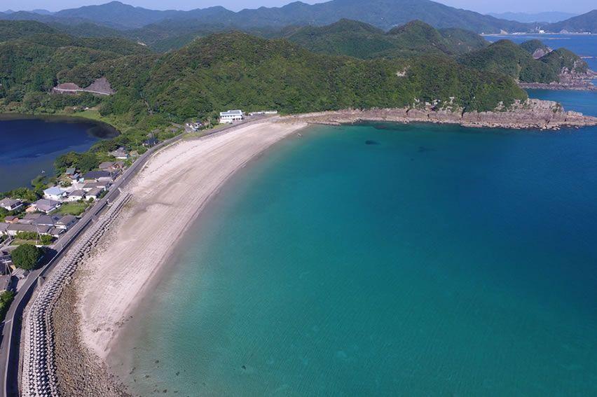 写真:魚貫崎海水浴場