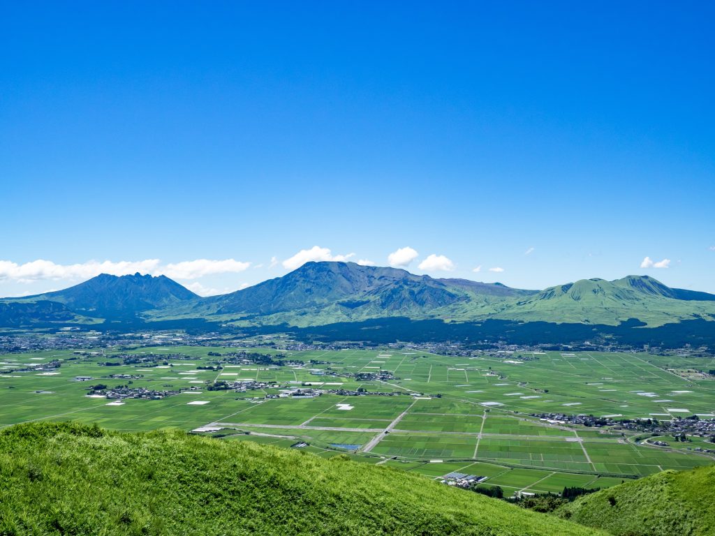 Aso caldera and the five peaks (Aso Gogaku)