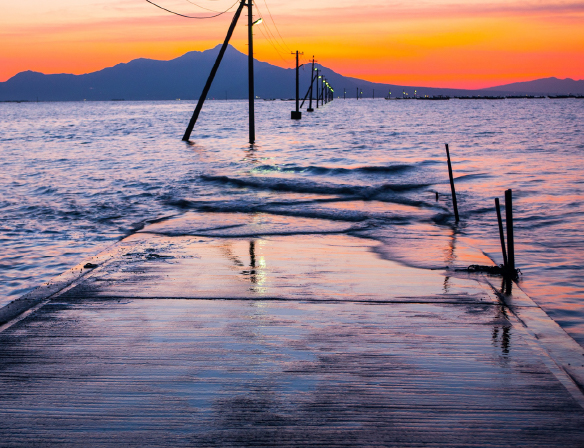 長部田海床路夕景時イメージ