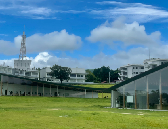 満潮時の長部田海床路