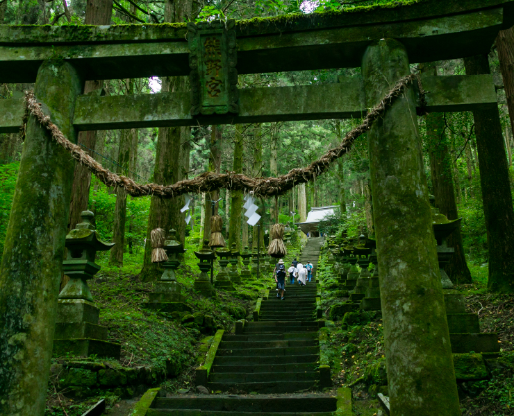 上色見熊野座神社（かみしきみくまのざじんじゃ）