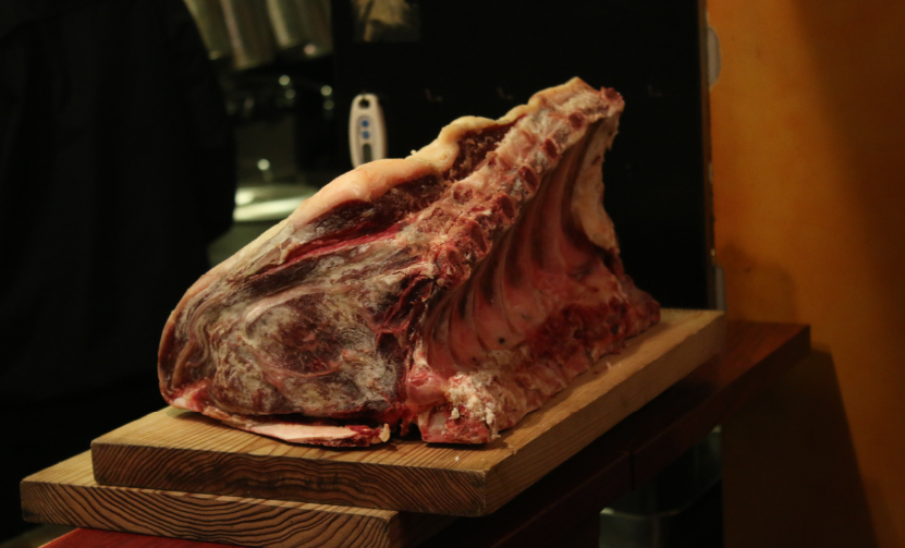 阿蘇の草原とあか牛