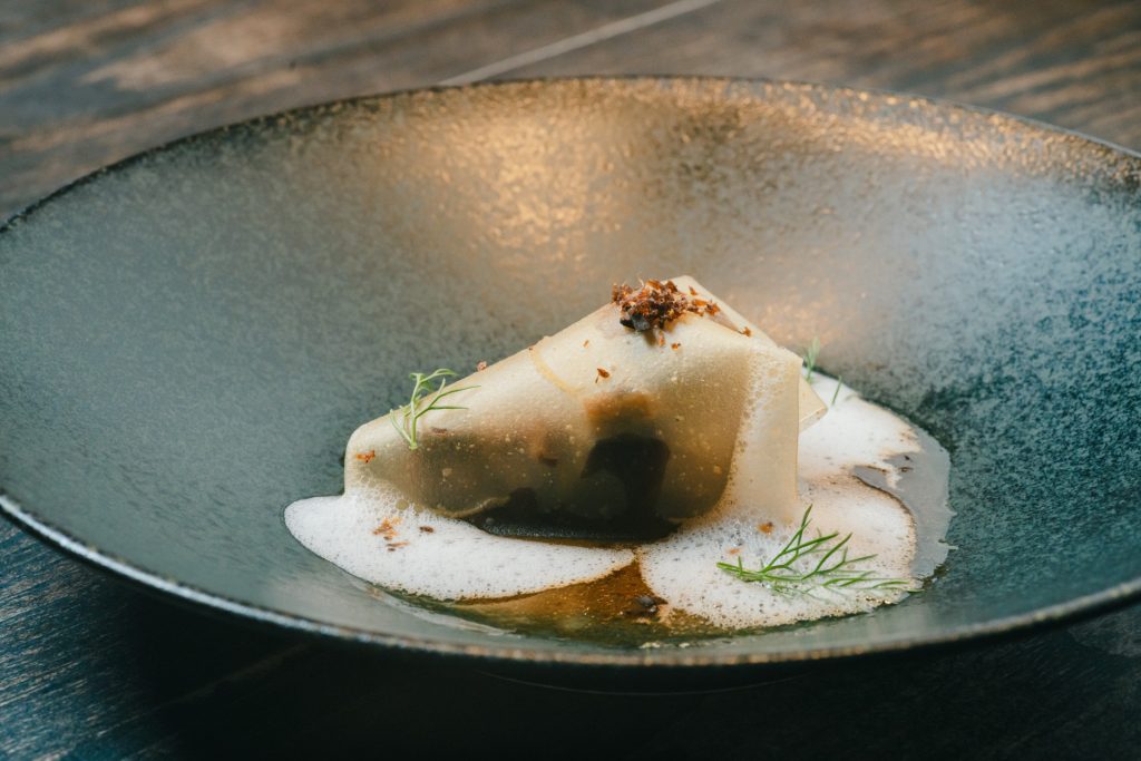 温菜：球磨産猪のシェリー酒煮