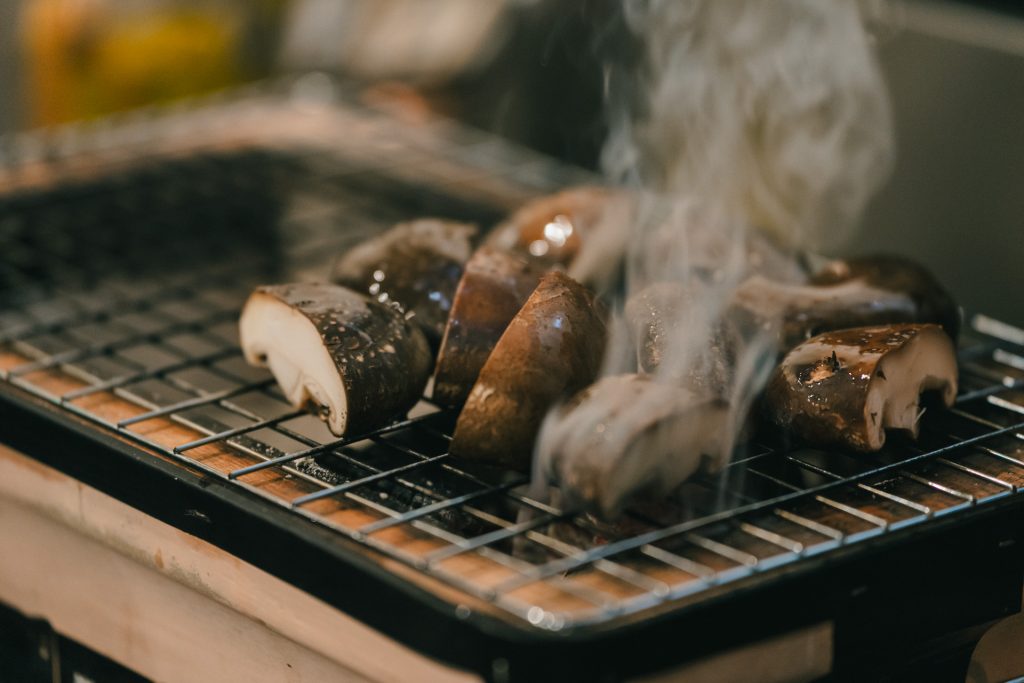 ダッチオーブンでのメイン料理