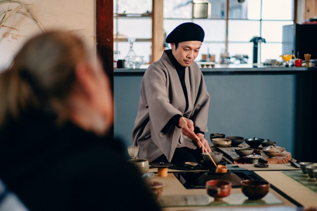 岳間茶寮 好信楽