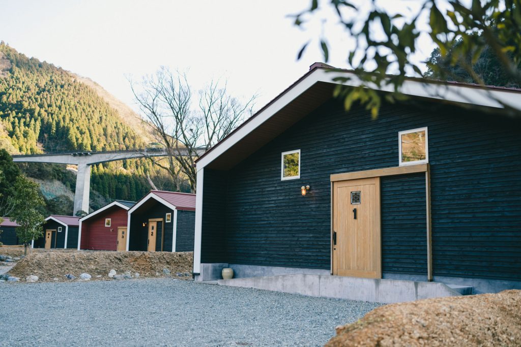 渓流ヴィラITSUKI全景