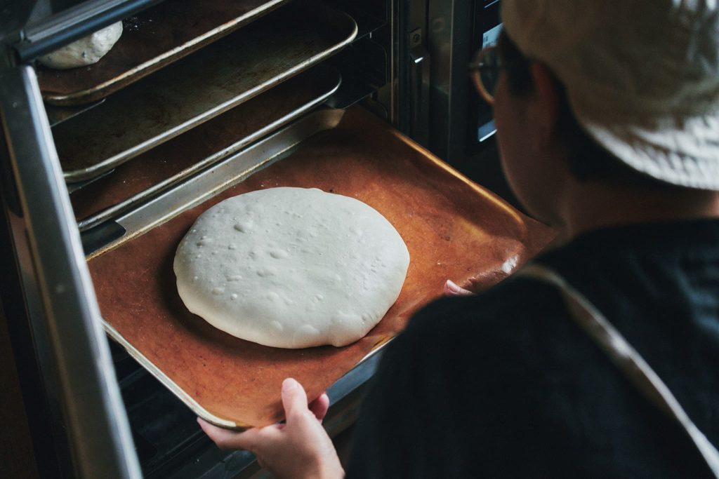 焼きたてのパン