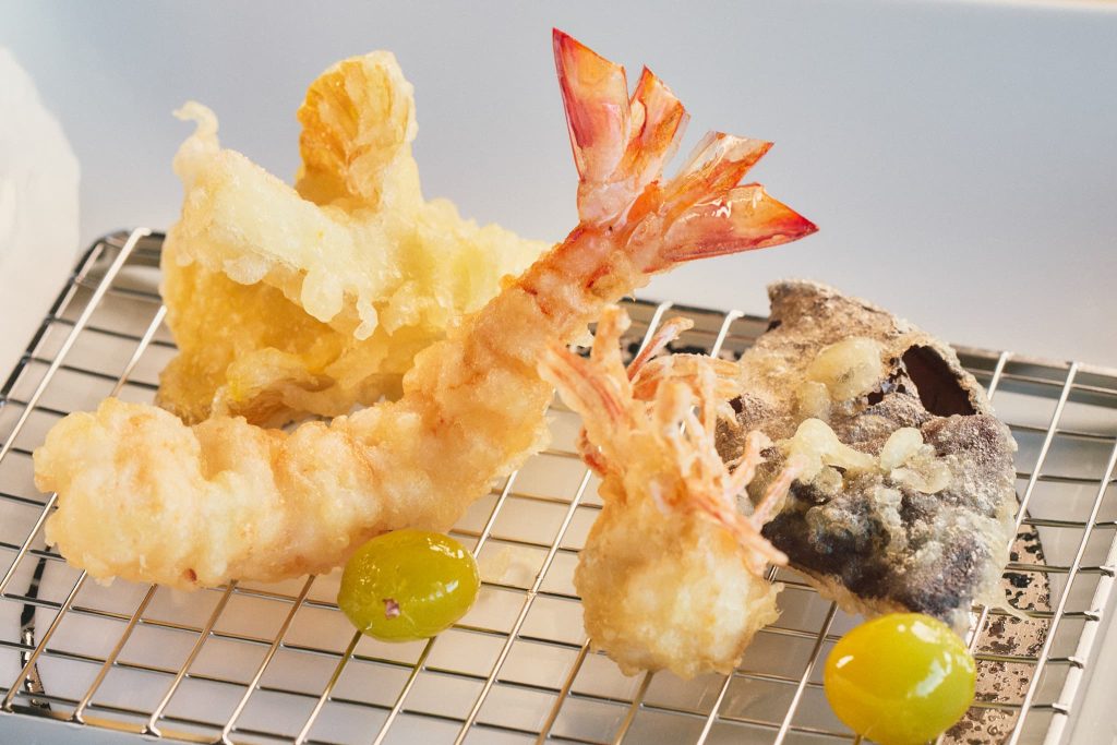 車海老・たもぎ茸・キクラゲの天ぷら