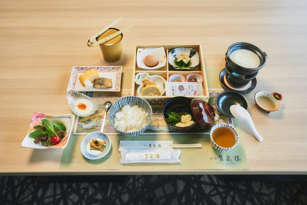 朝食の卵かけご飯