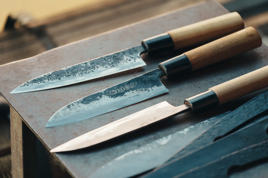 蓑毛㊀鍛冶屋の包丁たち